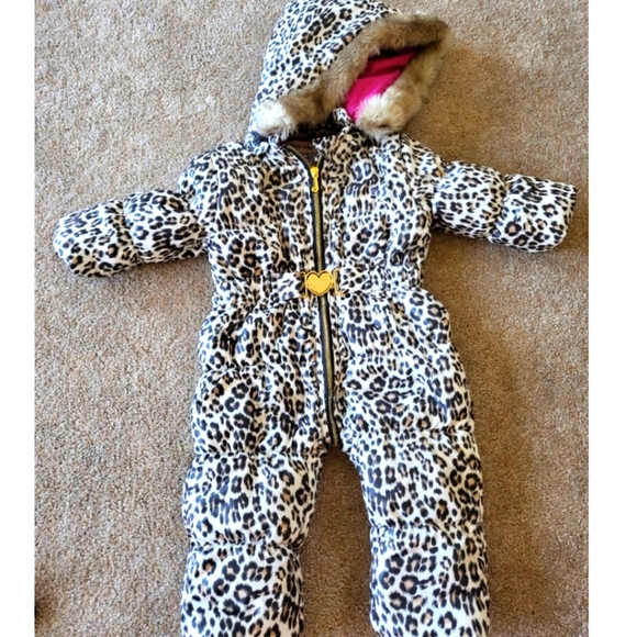 Juicy Couture Other - Juicy couture leopard animal print baby girl snowsuit 6/9 months